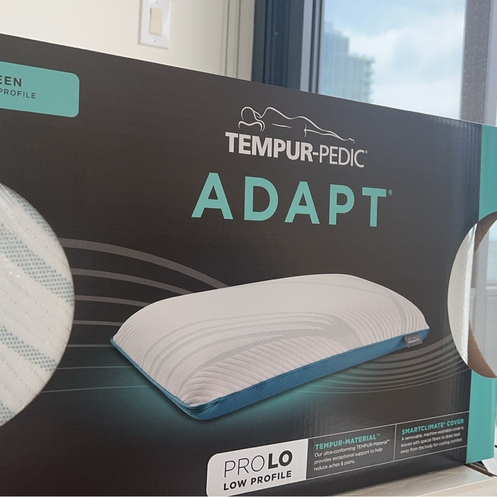 Tempur-Pedic Adapt ProLo Pillow New in Box